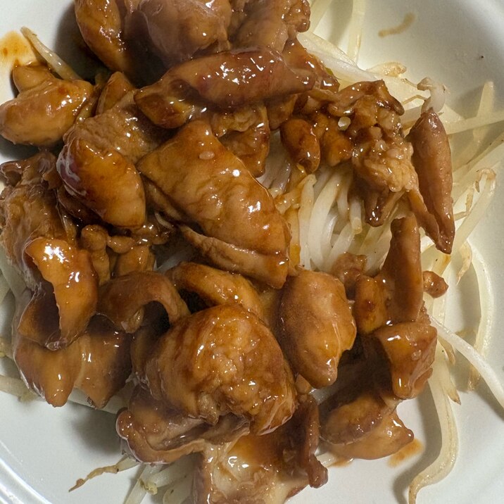 ホルモンともやし炒め